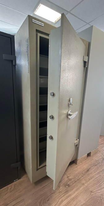 Wertschutz-/ Geschäftstresor GTB-S 160 